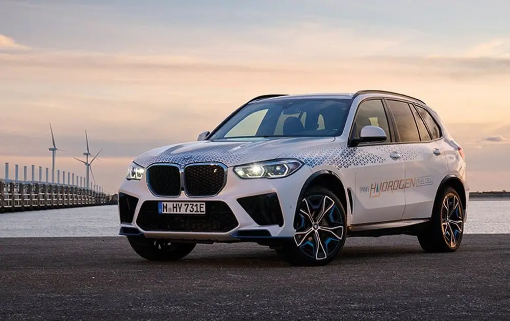 BMW iX5 Hydrogen - Future of hydrogen cars